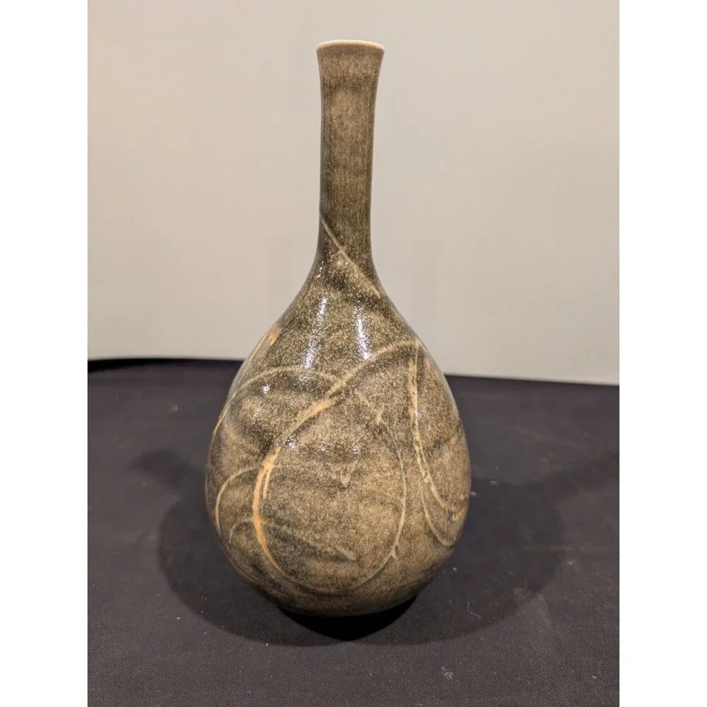 Suzanne Hill Studio Pottery Vase Shino Porcelain Signed 12” Concord MA